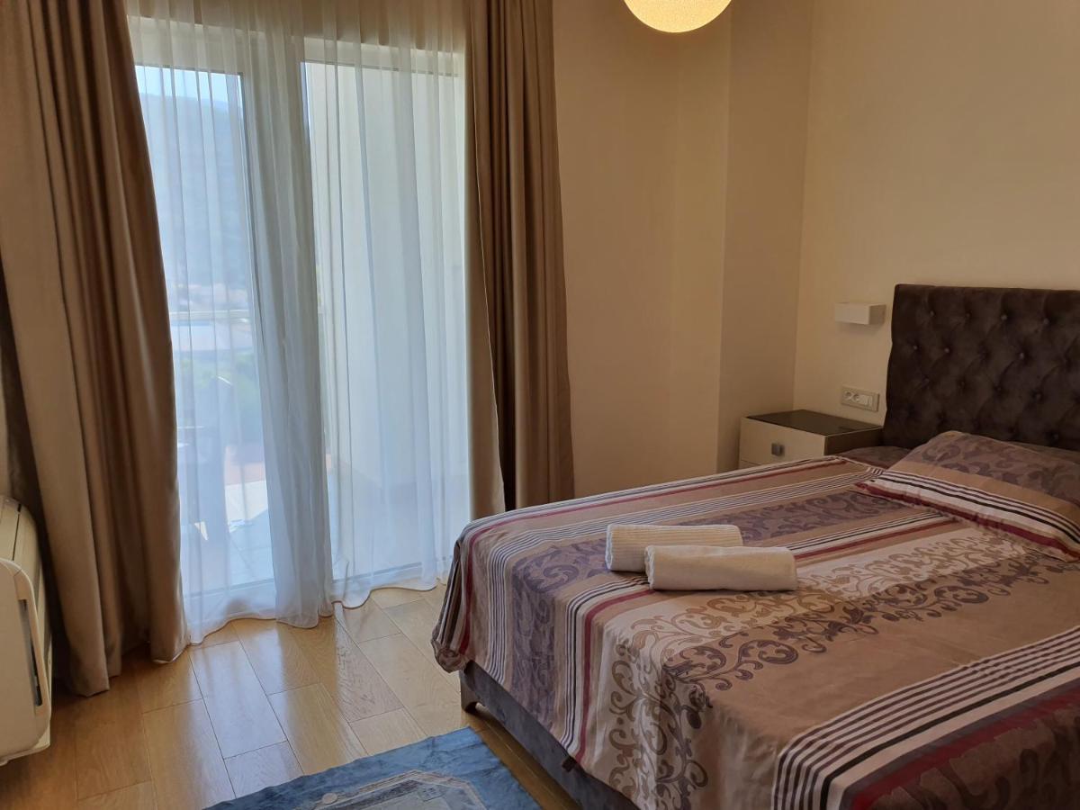 Apartman Lav Tre Canne Budva Exterior photo