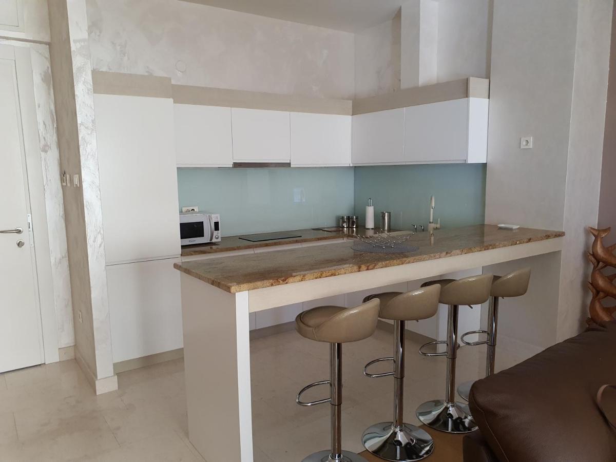 Apartman Lav Tre Canne Budva Exterior photo